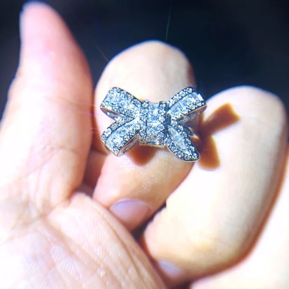 Sterling silver bow shiny ring - Picture 2 of 4